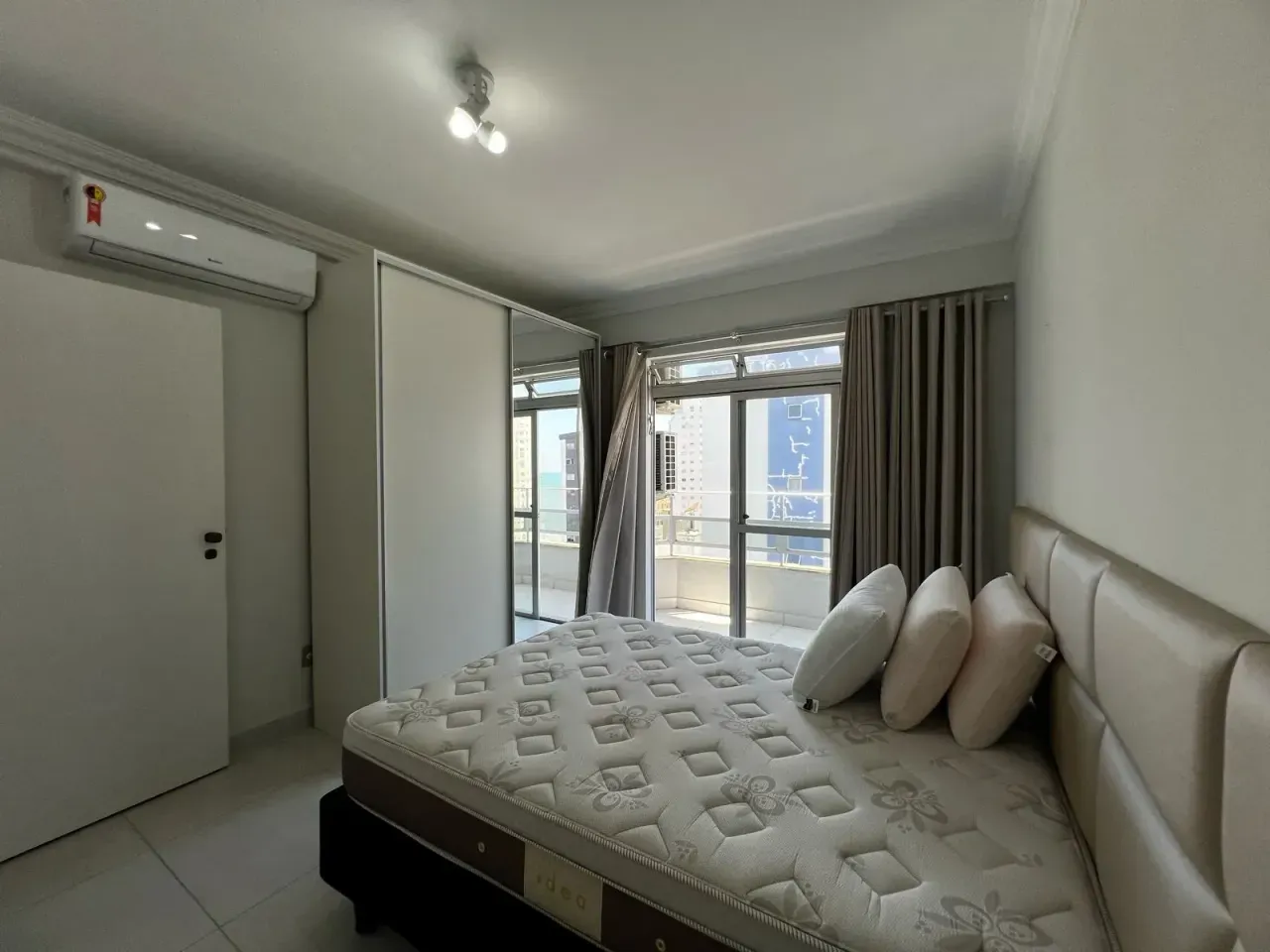 Apartamento no Edifício solar do Cangongo com 2 suítes em Balneário Camboriú — foto 22