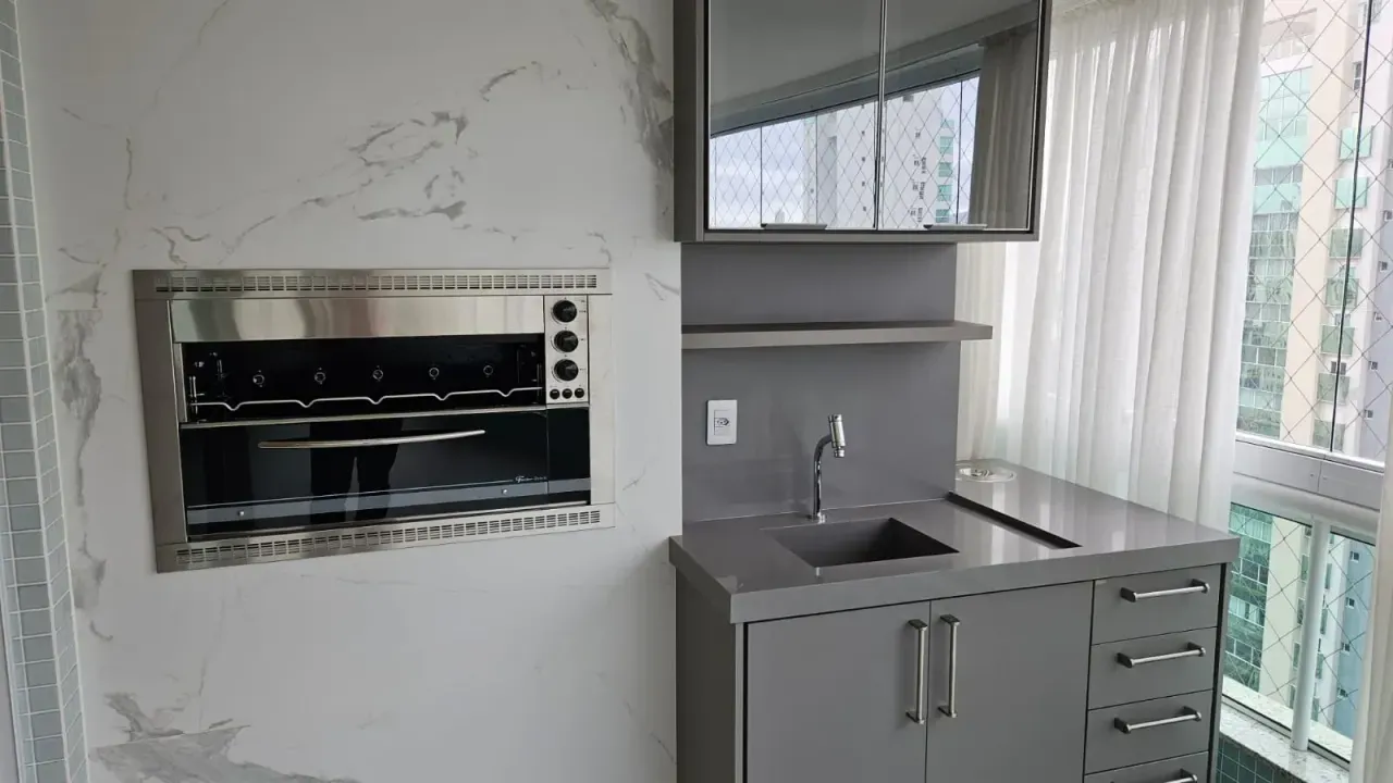 Apartamento no Edifício Alexandria com 3 suítes em Balneário Camboriú — foto 5