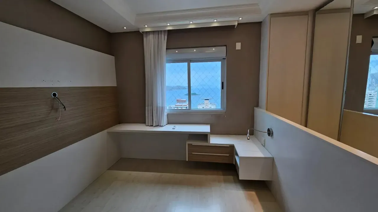 Apartamento no Edifício Alexandria com 3 suítes em Balneário Camboriú — foto 8