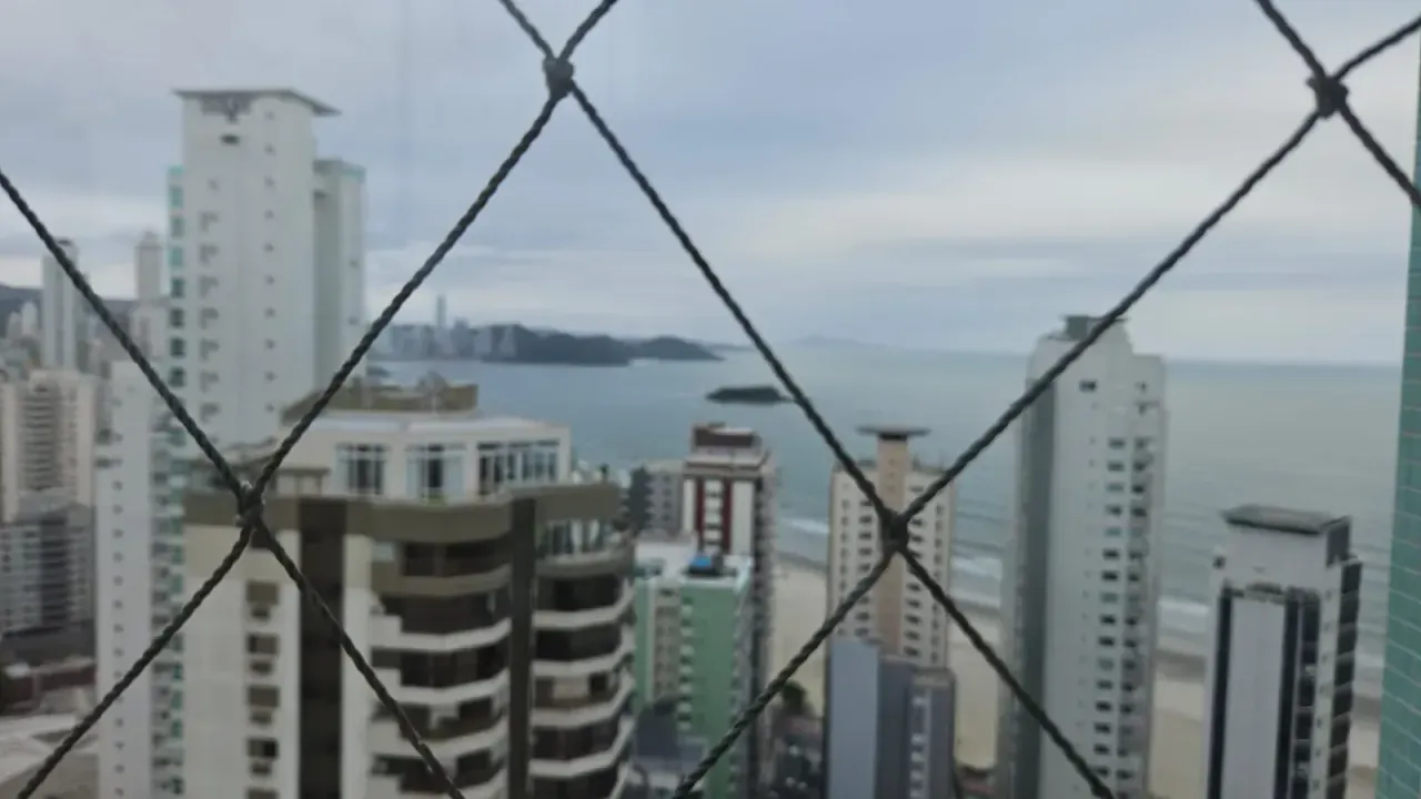 Apartamento no Edifício Alexandria com 3 suítes em Balneário Camboriú — foto 13
