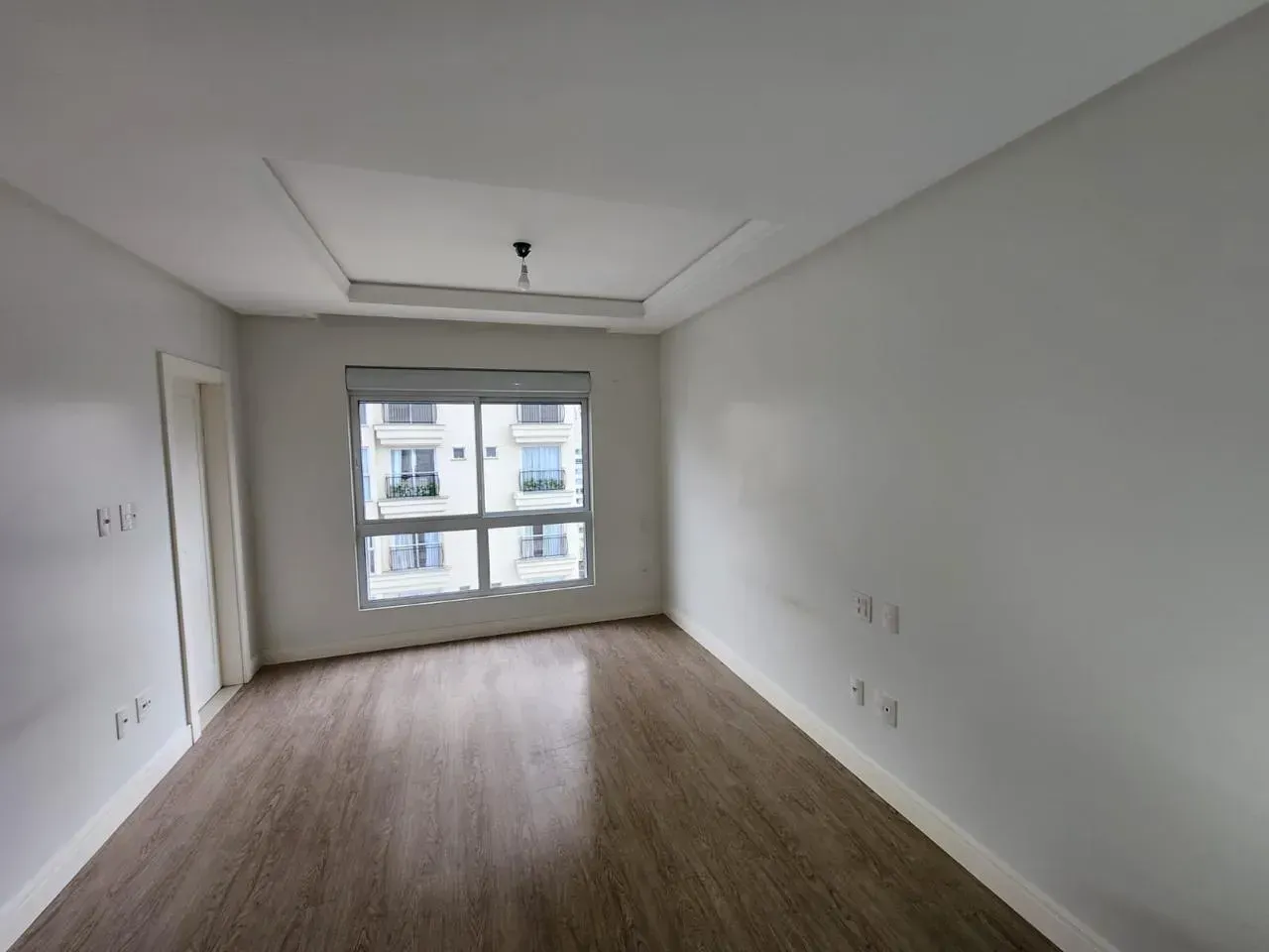 Apartamento no Edifício Royalton Residence com 3 suítes em Balneário Camboriú — foto 9