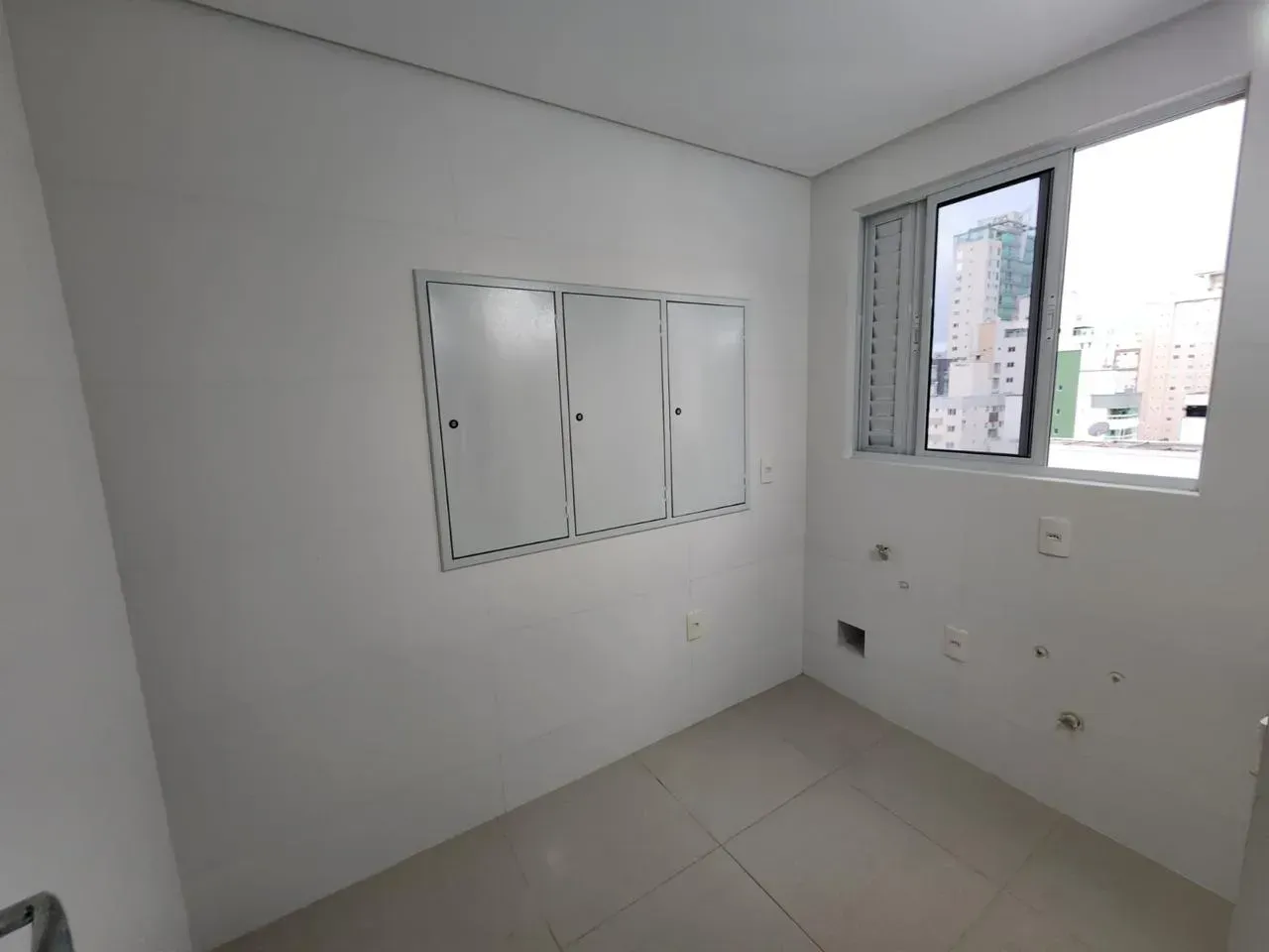 Apartamento no Edifício Royalton Residence com 3 suítes em Balneário Camboriú — foto 11