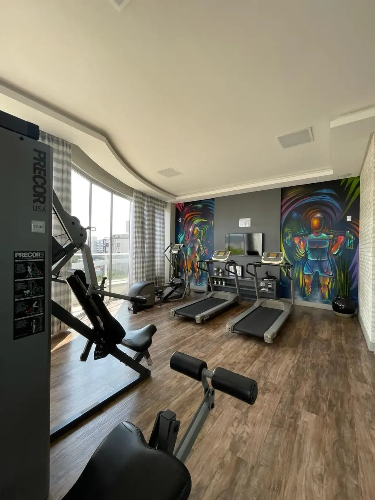 Apartamento no Edifício Royalton Residence com 3 suítes em Balneário Camboriú — foto 26