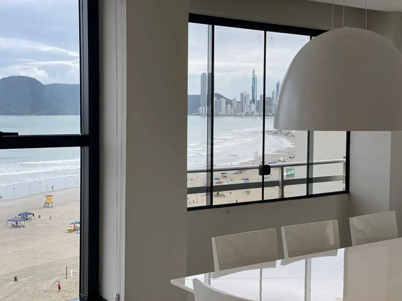Apartamento no Edifício Grécia com 3 suítes em Balneário Camboriú — foto 4