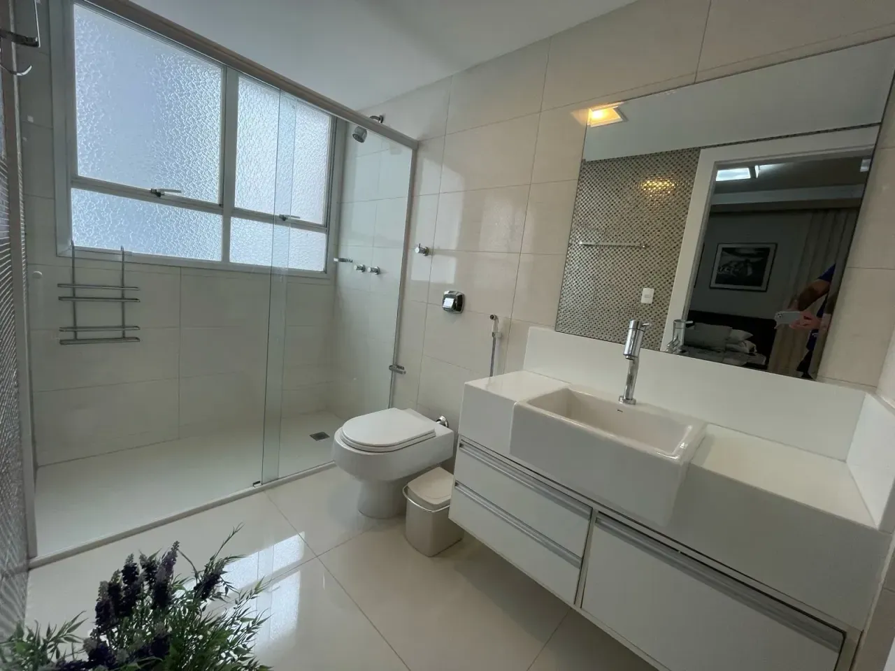 Apartamento no Edifício Grécia com 3 suítes em Balneário Camboriú — foto 30