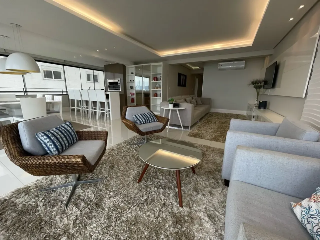 Apartamento no Edifício Grécia com 3 suítes em Balneário Camboriú — foto 21