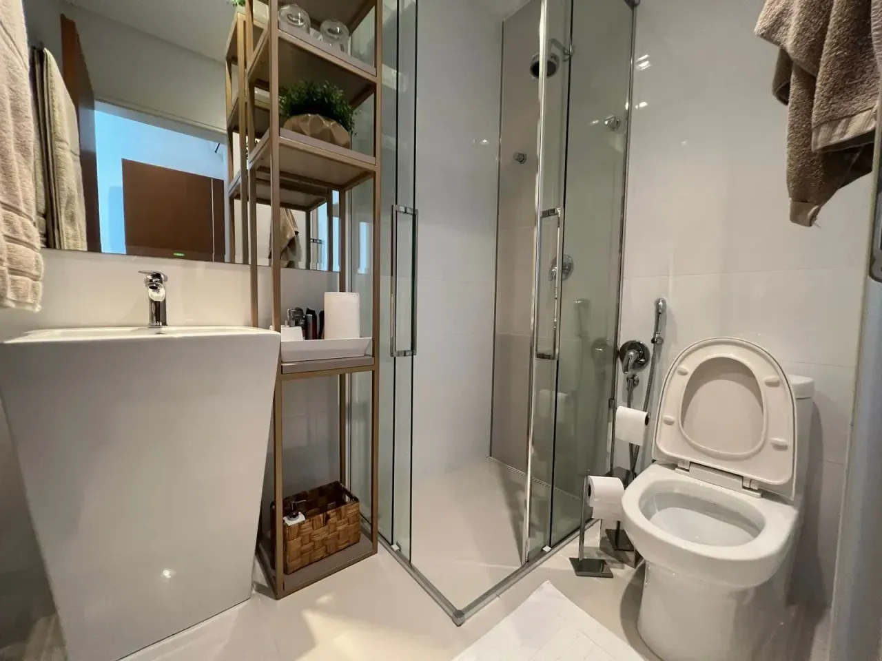 Apartamento no Edifício Marina Beach Towers com 3 suítes em Balneário Camboriú — foto 7