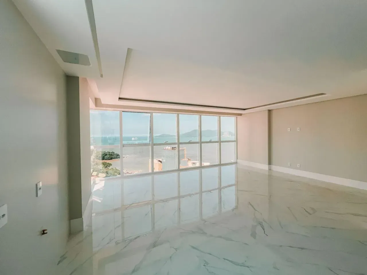 Apartamento no Edifício Skyline FG com 4 suítes em Balneário Camboriú — foto 3