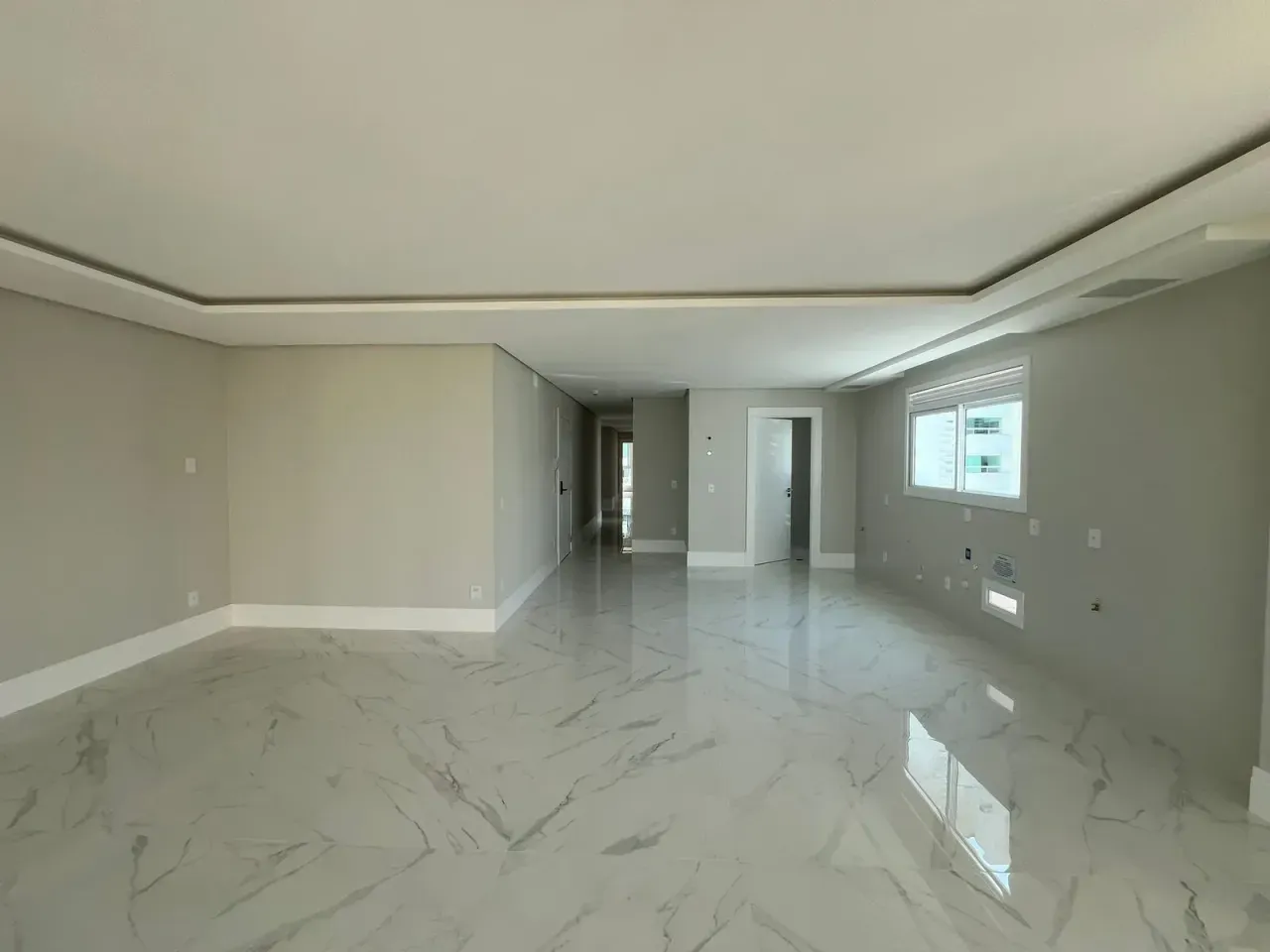 Apartamento no Edifício Skyline FG com 4 suítes em Balneário Camboriú — foto 4