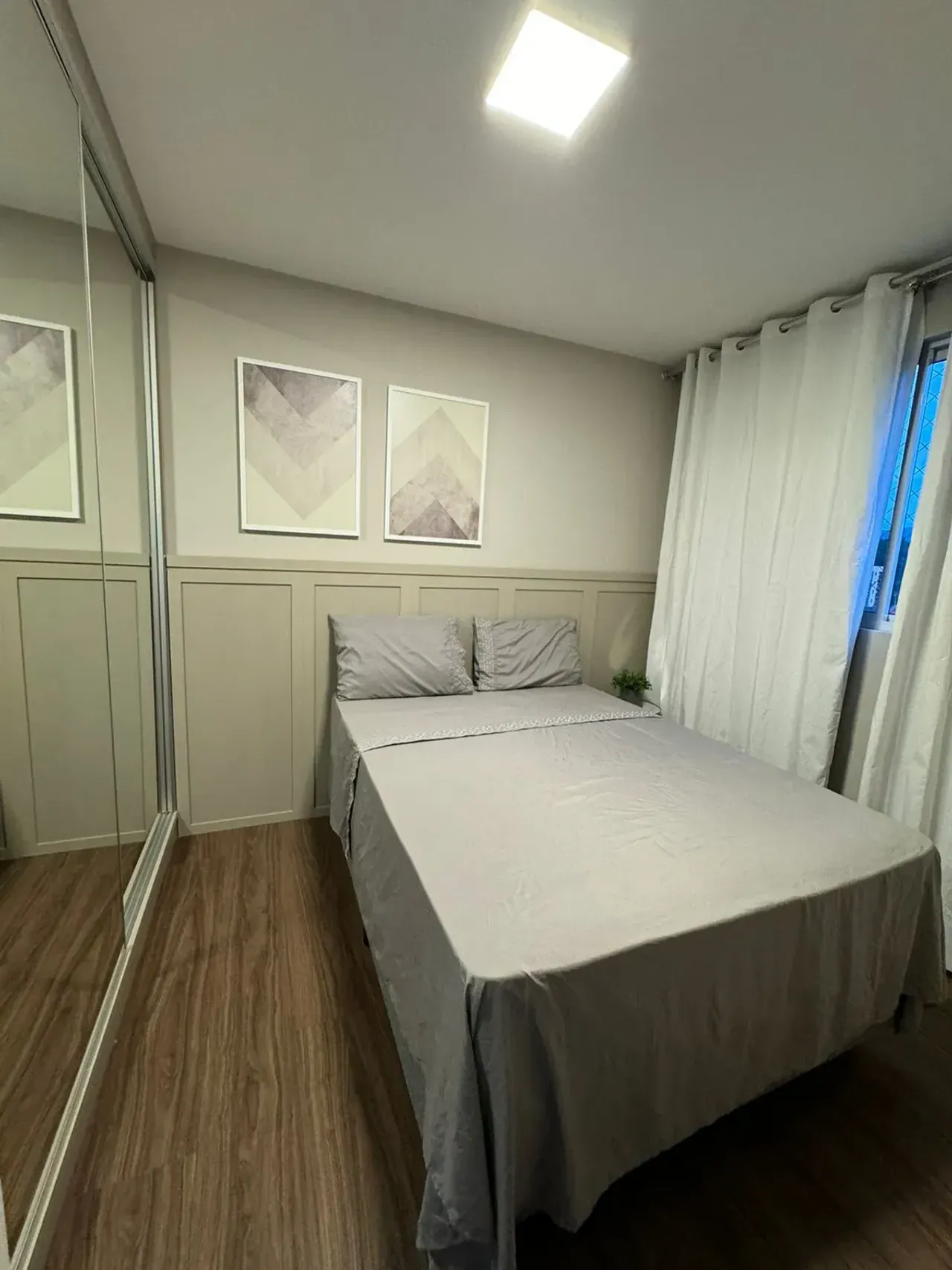 Excelente Apartamento com 3 dormitórios sendo 1 suíte e 2 vagas no Centro de Balneário Camboriú — foto 9