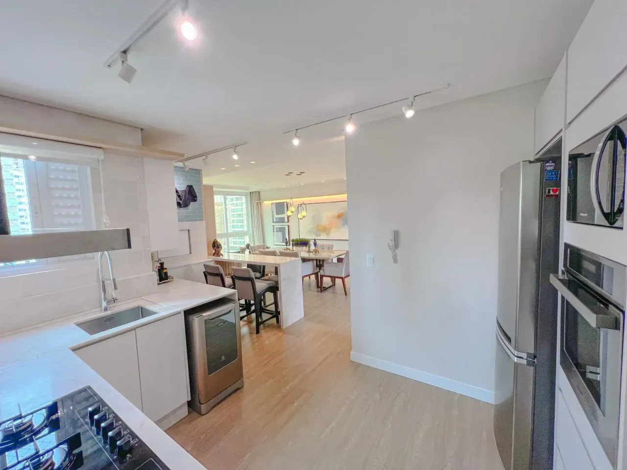 Apartamento no Edifício Peniche Residence com 3 dormitórios em Balneário Camboriú — foto 8