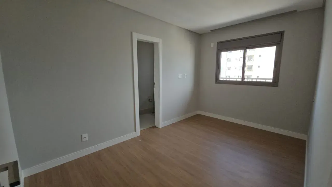 Apartamento no Edifício Home Square Residence com 4 dormitórios em Balneário Camboriú — foto 12