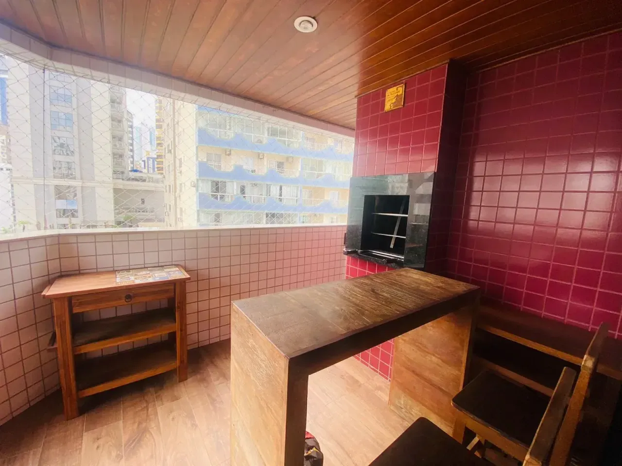 Apartamento no Edifício Columbus Tower com 2 dormitórios em Balneário Camboriú — foto 2