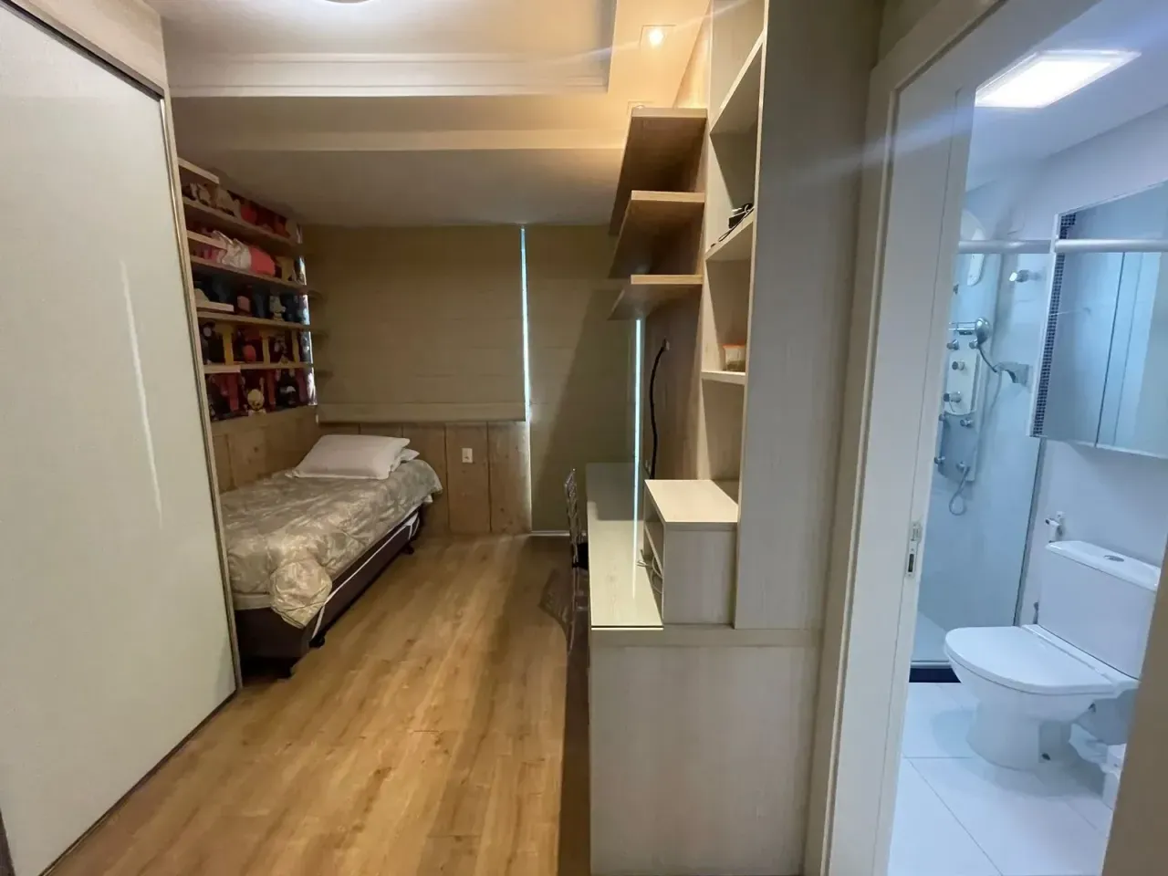 Apartamento no Edifício Holambra com 3 Suítes em Balneário Camboriú — foto 8