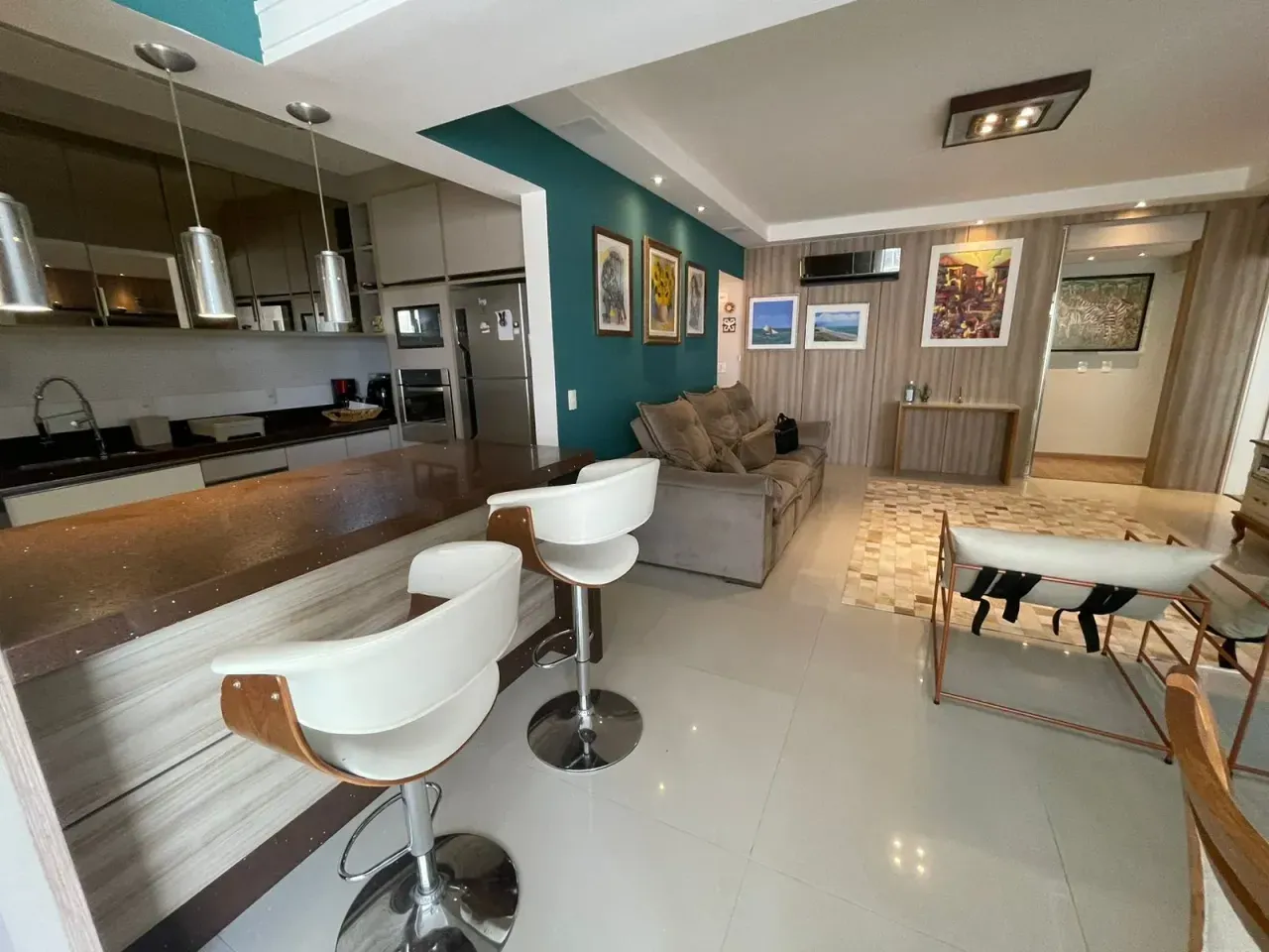 Apartamento no Edifício Holambra com 3 Suítes em Balneário Camboriú — foto 9
