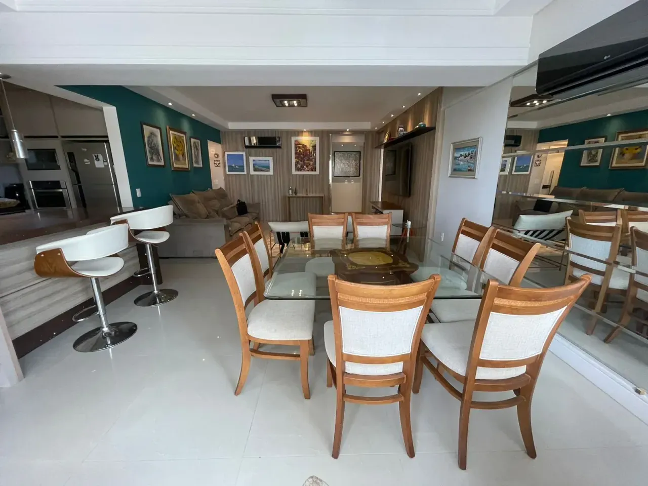 Apartamento no Edifício Holambra com 3 Suítes em Balneário Camboriú — foto 11