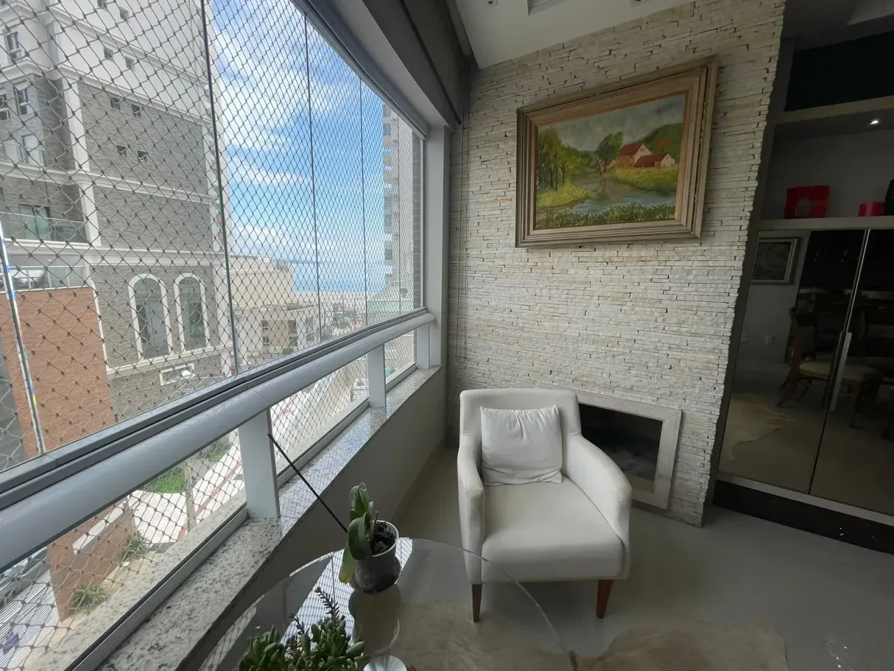 Apartamento no Edifício Holambra com 3 Suítes em Balneário Camboriú — foto 13