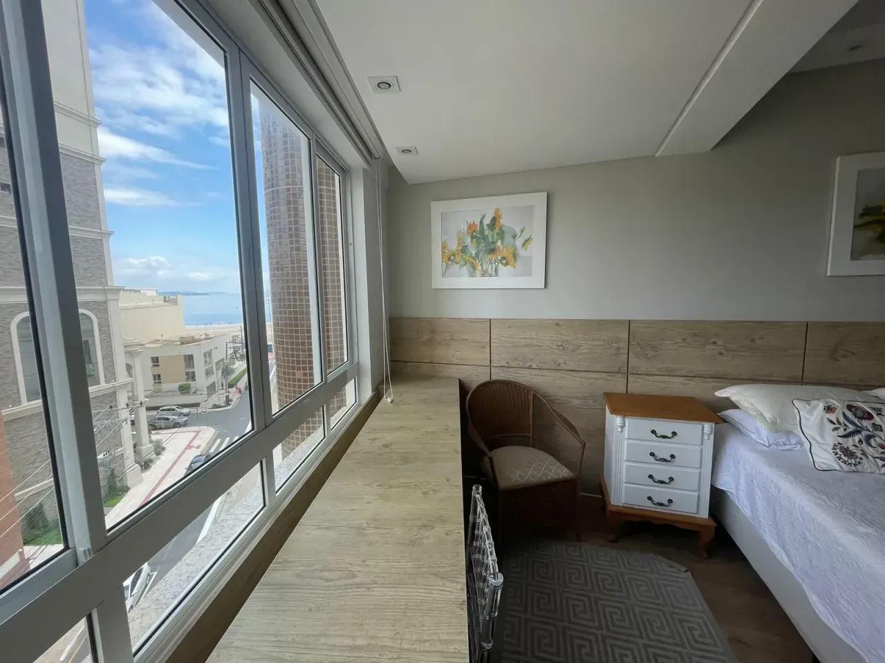 Apartamento no Edifício Holambra com 3 Suítes em Balneário Camboriú — foto 18