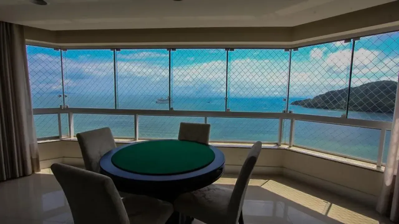 Apartamento no Edificio Seas Tower com 7 dormitórios sendo 6 suítes em Balneário Camboriú — foto 2