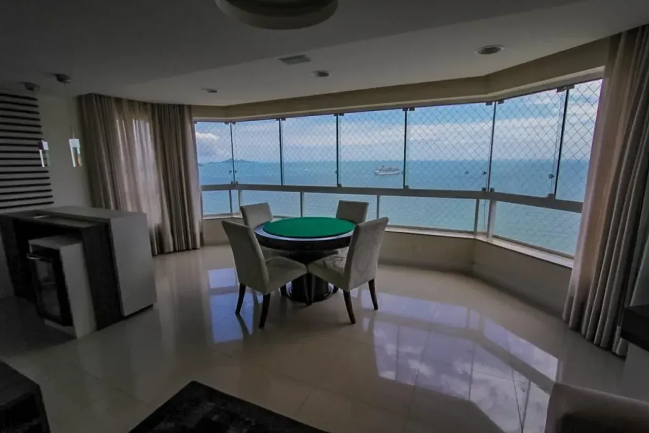 Apartamento no Edificio Seas Tower com 7 dormitórios sendo 6 suítes em Balneário Camboriú — foto 5