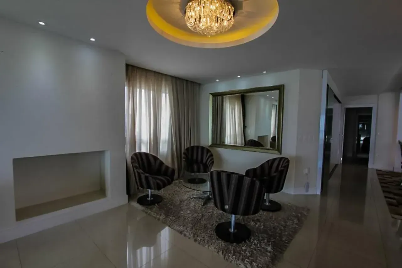 Apartamento no Edificio Seas Tower com 7 dormitórios sendo 6 suítes em Balneário Camboriú — foto 7