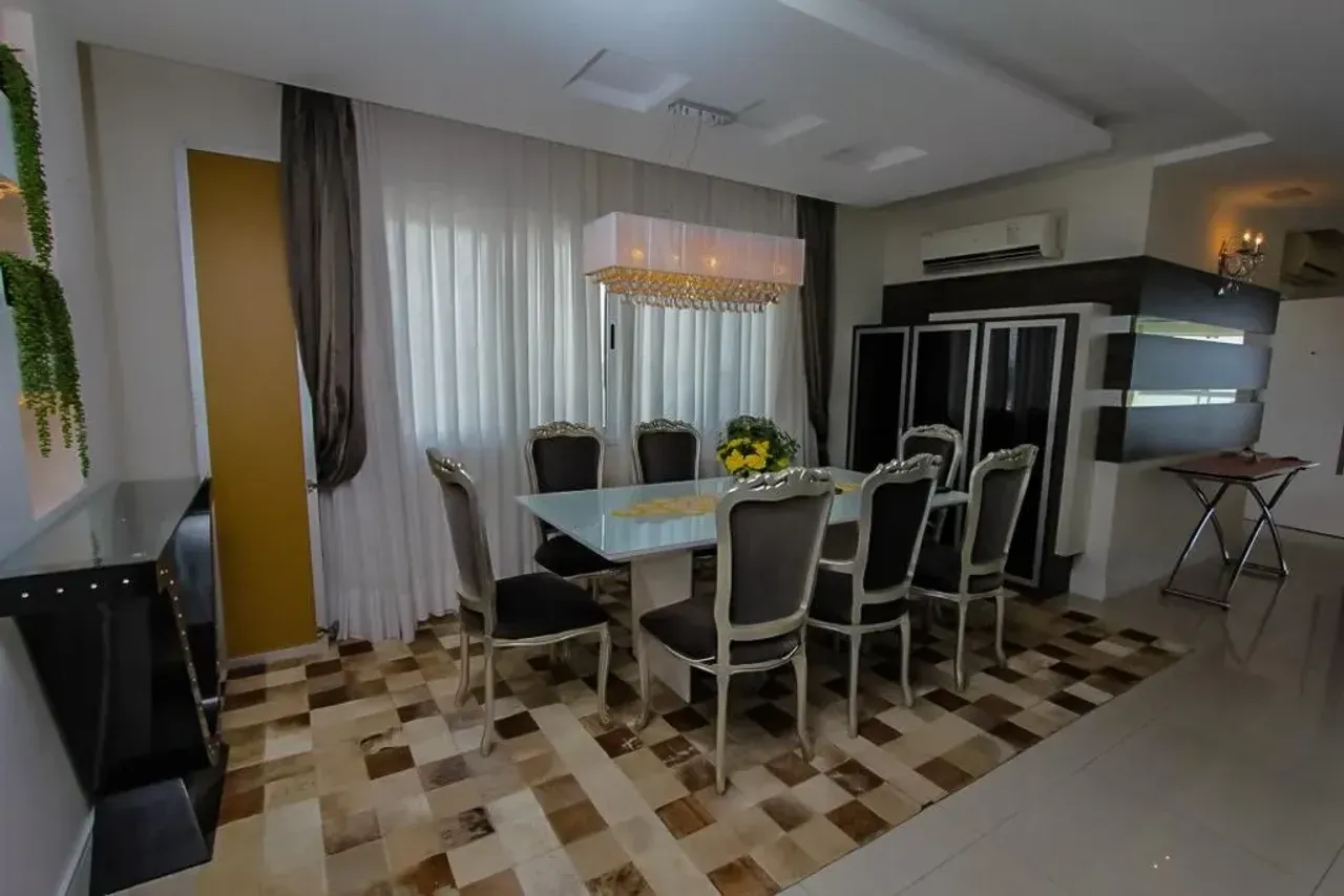 Apartamento no Edificio Seas Tower com 7 dormitórios sendo 6 suítes em Balneário Camboriú — foto 11