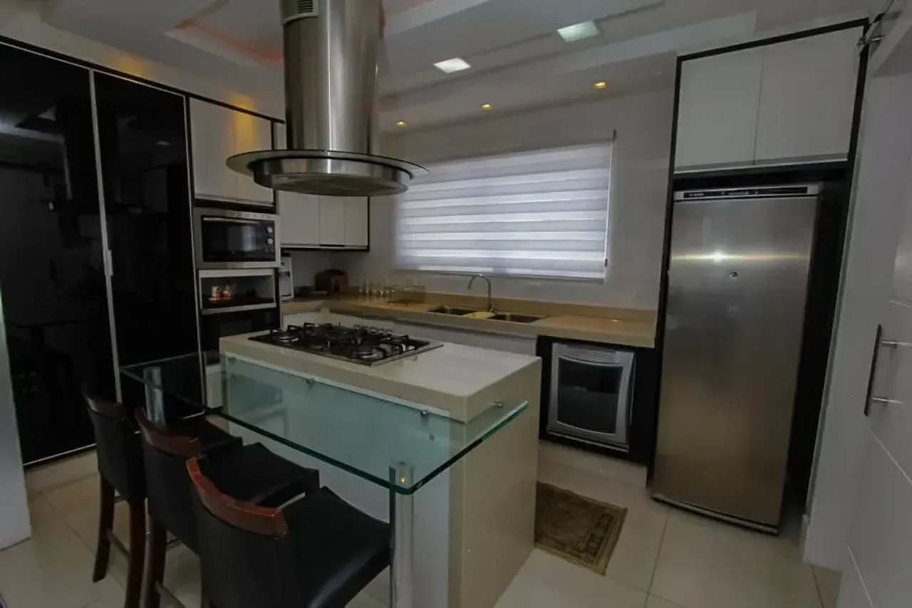 Apartamento no Edificio Seas Tower com 7 dormitórios sendo 6 suítes em Balneário Camboriú — foto 13