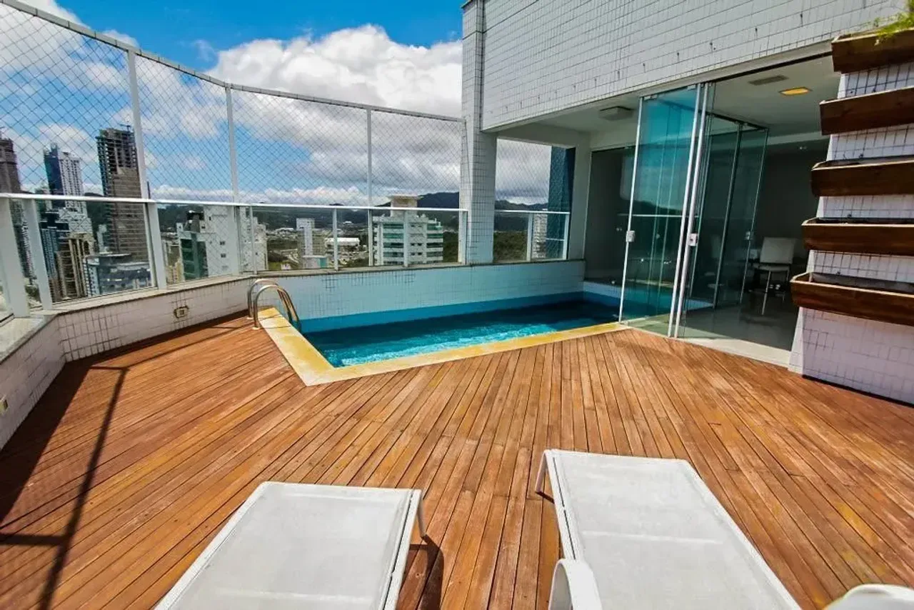 Apartamento no Edificio Seas Tower com 7 dormitórios sendo 6 suítes em Balneário Camboriú — foto 60