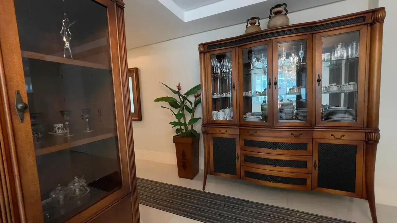Apartamento no Edifício Metropolis frente mar com 4 suítes em Balneário Camboriú — foto 8