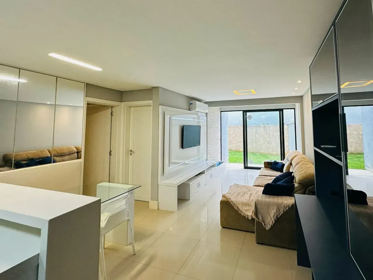 Apartamento com 2 Suítes e 2 Vagas Privativas na Praia dos Amores em Balneário Camboriú — foto 7