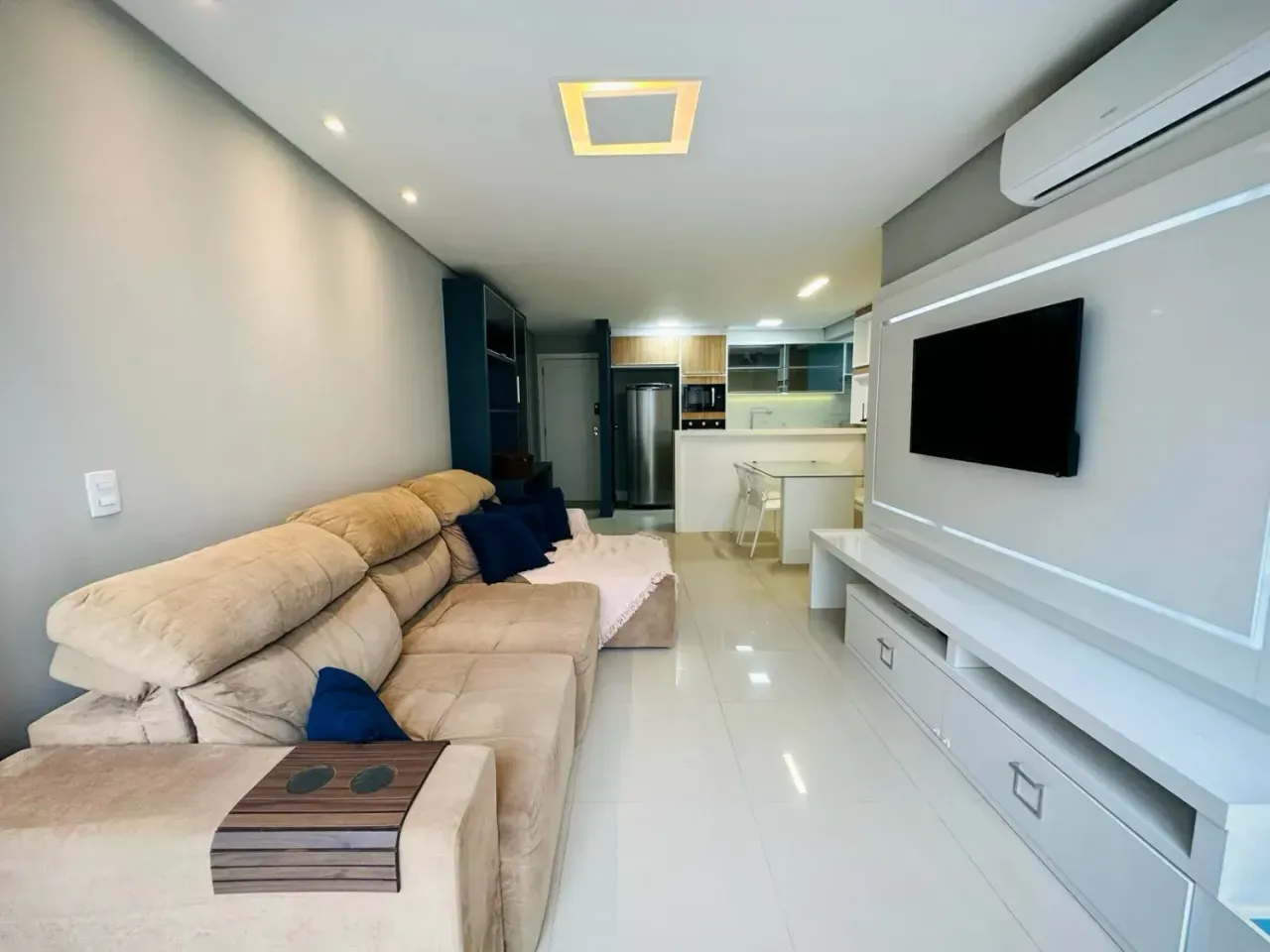 Apartamento com 2 Suítes e 2 Vagas Privativas na Praia dos Amores em Balneário Camboriú — foto 3