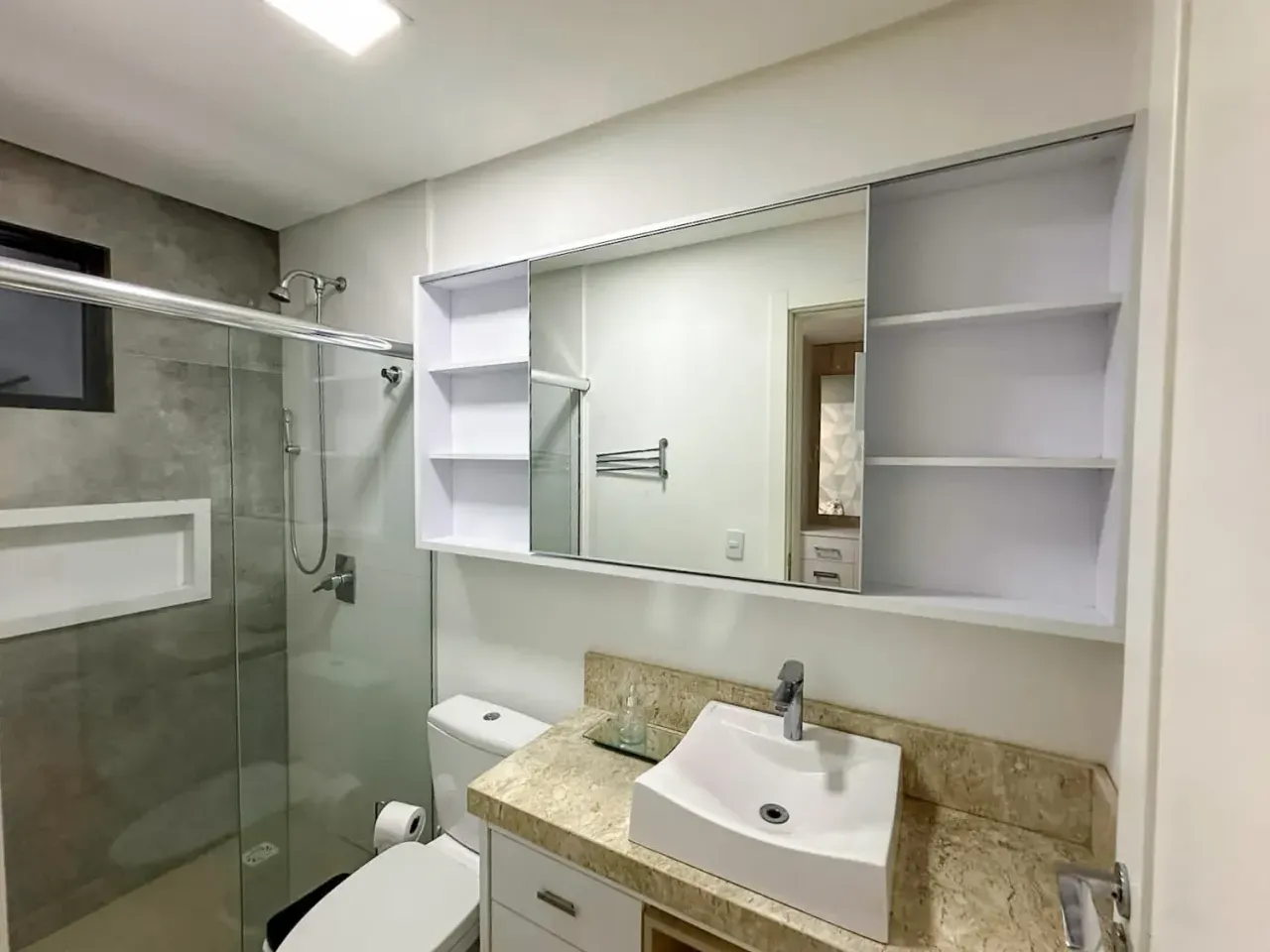 Apartamento com 2 Suítes e 2 Vagas Privativas na Praia dos Amores em Balneário Camboriú — foto 13