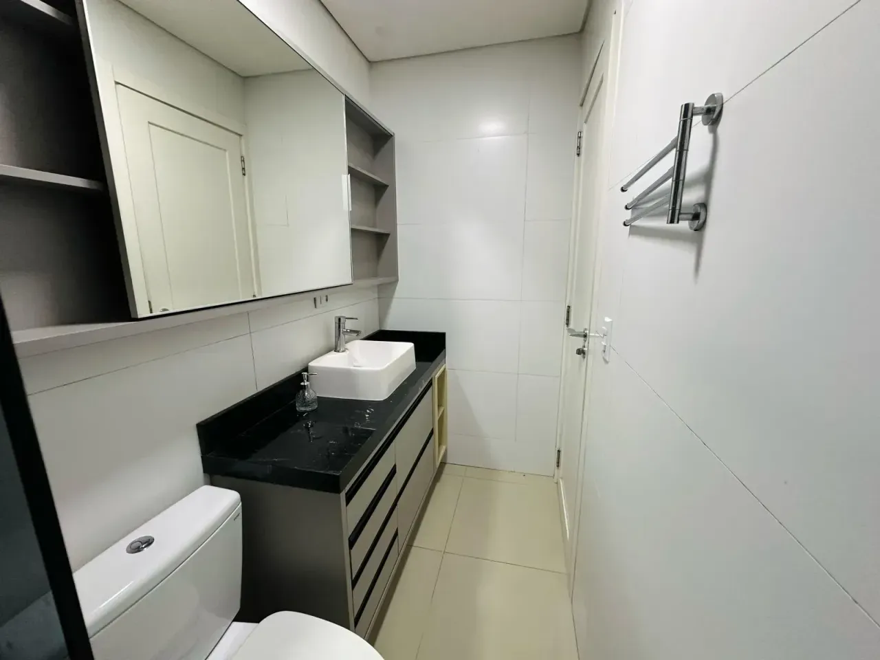 Apartamento com 2 Suítes e 2 Vagas Privativas na Praia dos Amores em Balneário Camboriú — foto 20