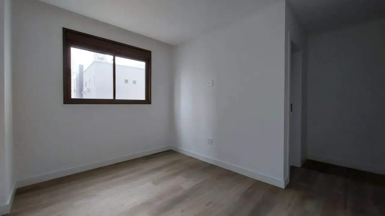 Apartamento novo de 4 suítes e 4 vagas de garagem no Centro em Balneário Camboriú — foto 6