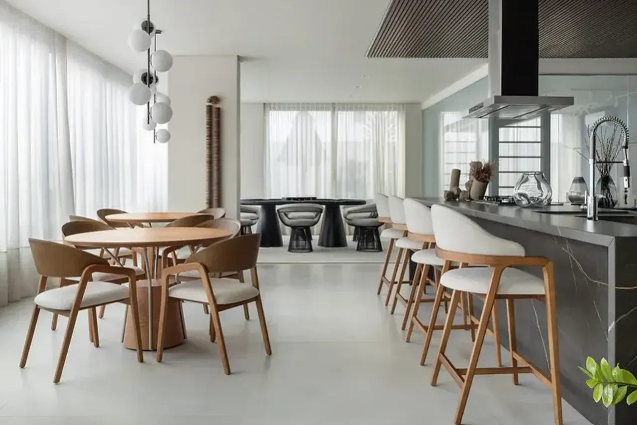 Apartamento novo de 4 suítes e 4 vagas de garagem no Centro em Balneário Camboriú — foto 12