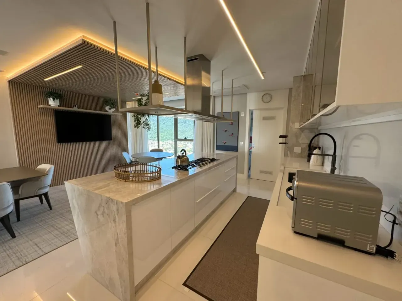 Apartamento no Edifício Yachthouse com 4 suítes em Balneário Camboriú — foto 10