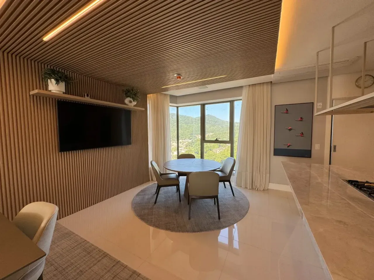 Apartamento no Edifício Yachthouse com 4 suítes em Balneário Camboriú — foto 8