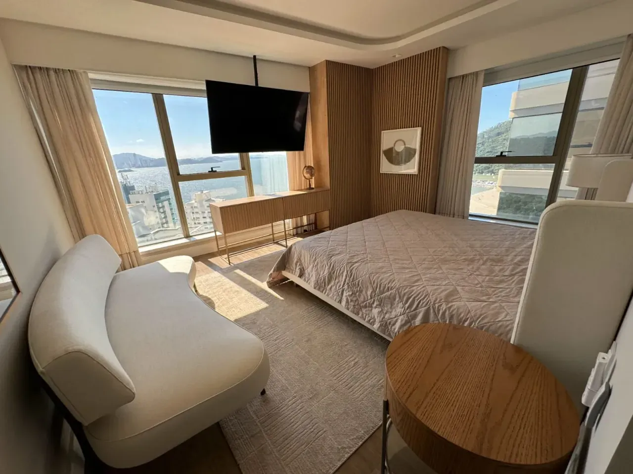 Apartamento no Edifício Yachthouse com 4 suítes em Balneário Camboriú — foto 5