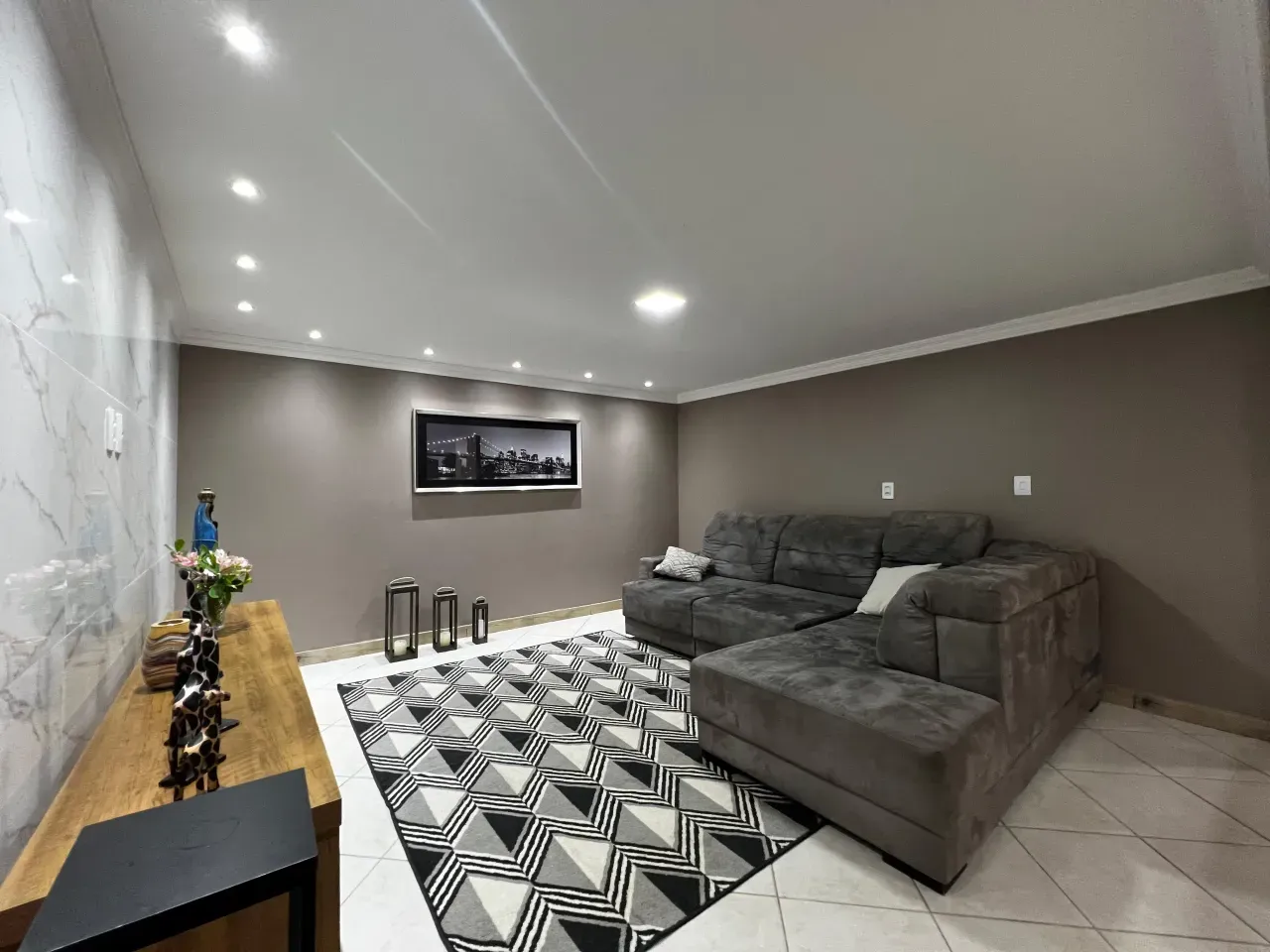 Casa com 4 dormitórios sendo 3 suítes e 2 vagas de garagem no Bairro Aririba em Balneário Camboriú — foto 24