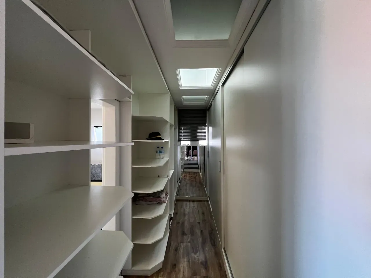Casa com 4 dormitórios sendo 3 suítes e 2 vagas de garagem no Bairro Aririba em Balneário Camboriú — foto 35