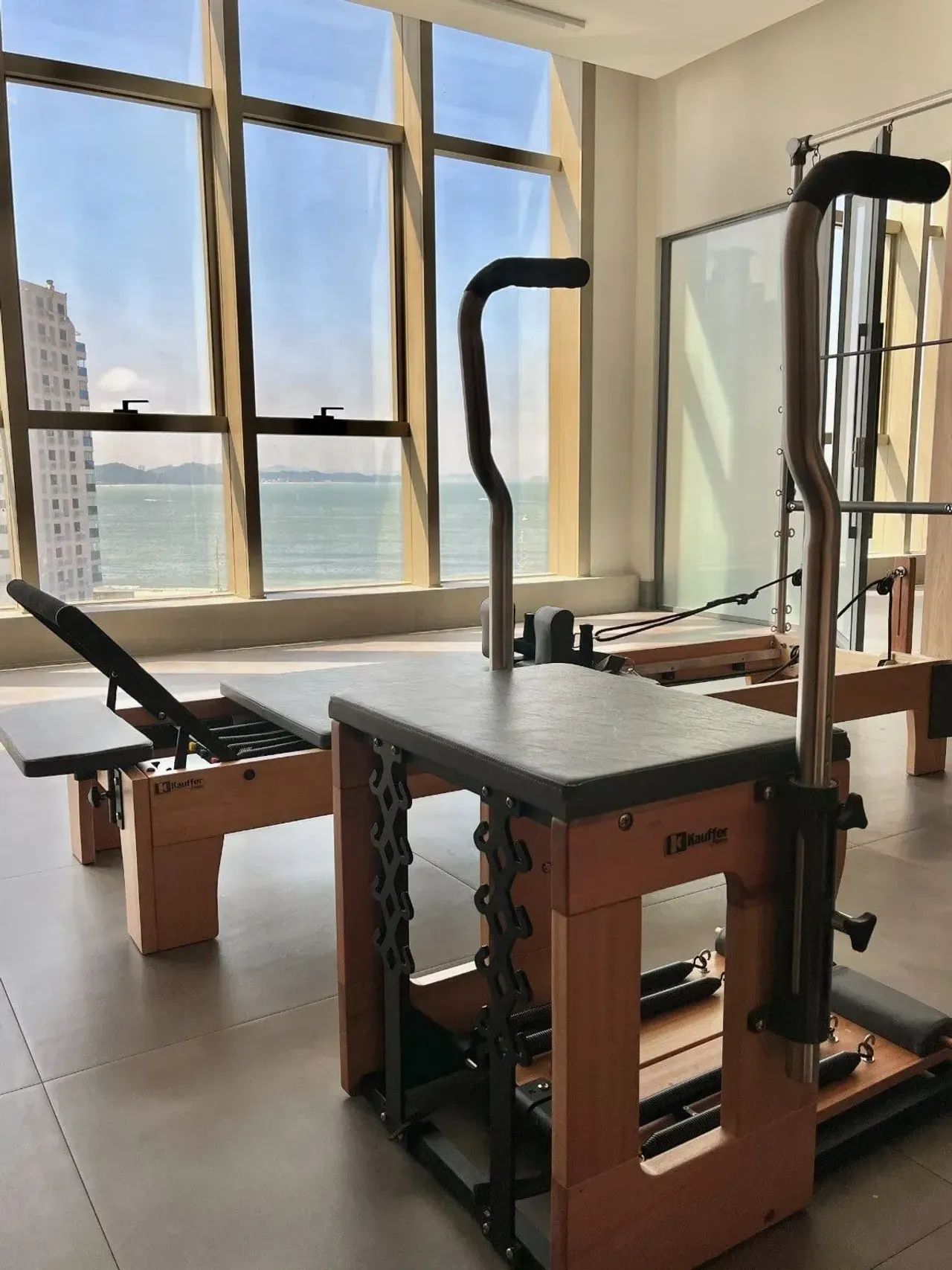 Apartamento com 4 suítes e 4 vagas de garagem na Barra Sul em Balneário Camboriú — foto 13