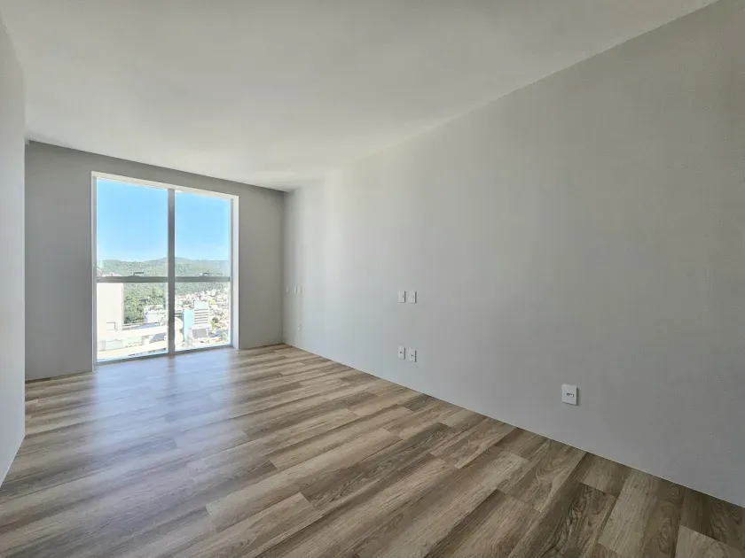Cobertura horizontal com piscina privativa, 4 suítes e vista para o mar em Balneário Camboriú — foto 27
