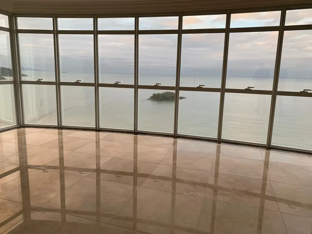 Apartamento no Edifício Millenium Palace Residence com 4 suítes em Balneário Camboriú — foto 13