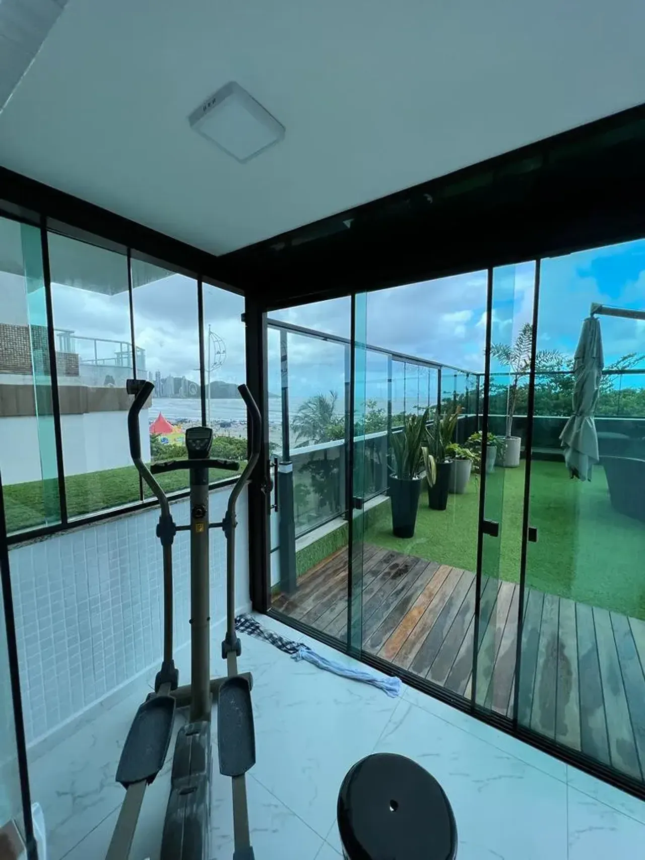 Apartamento no Edifício Austral com 4 suítes em Balneário Camboriú — foto 12
