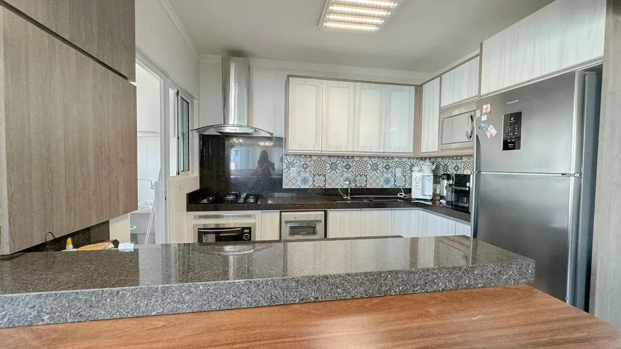 Apartamento no Edifício Terra do Sol com 3 suítes em Balneário Camboriú — foto 6
