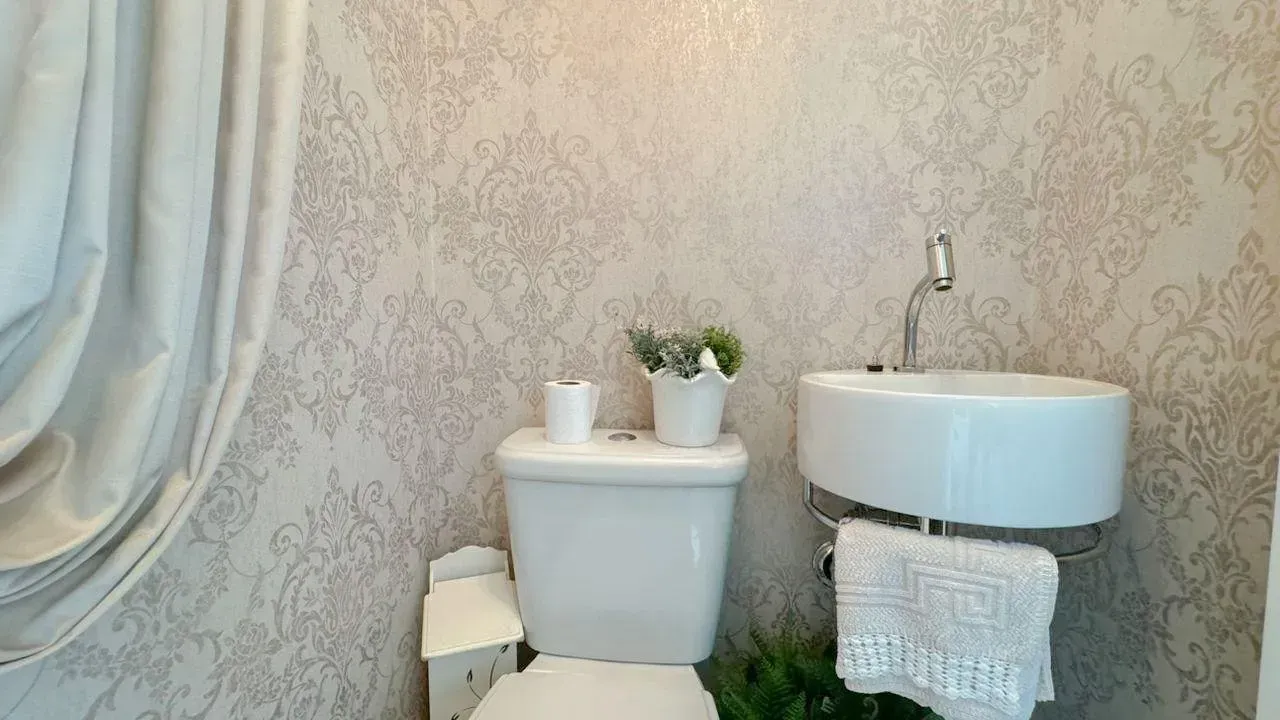 Apartamento no Edifício Terra do Sol com 3 suítes em Balneário Camboriú — foto 12