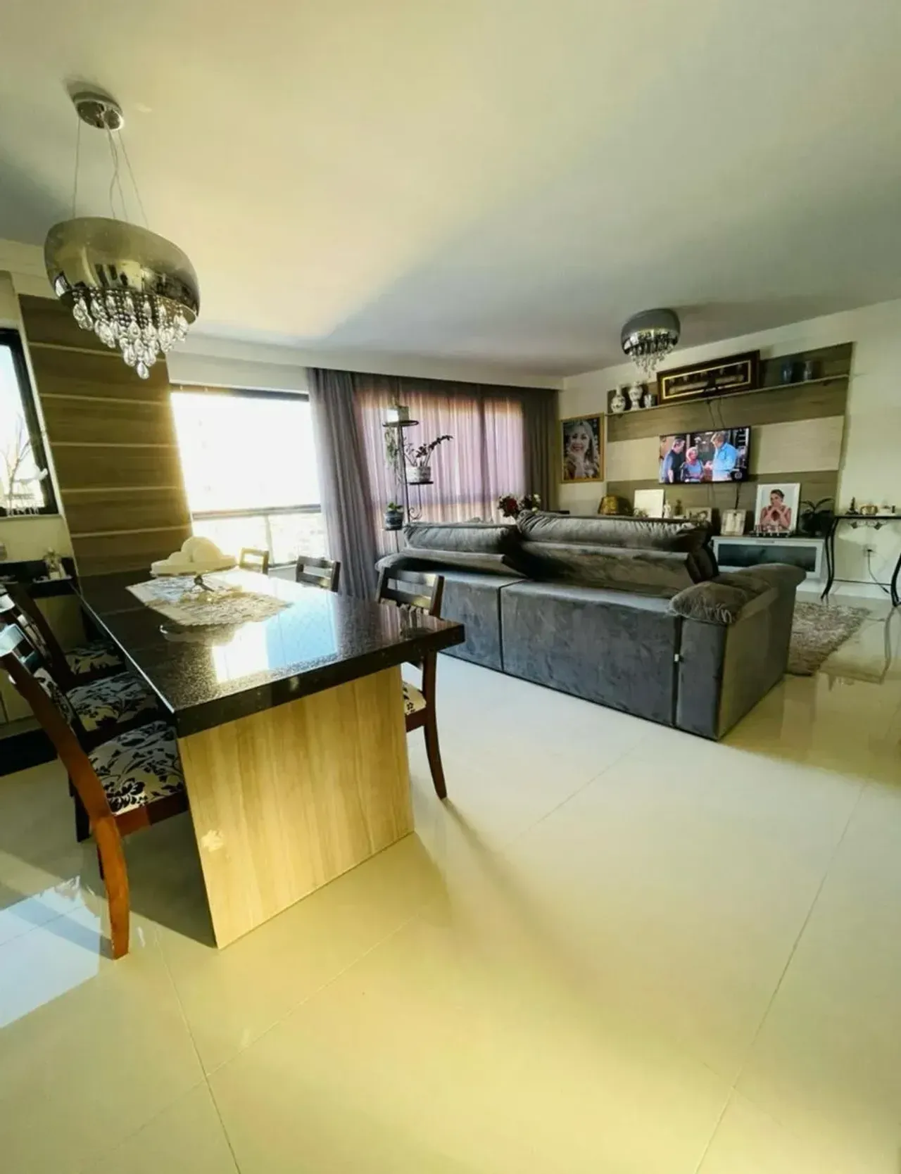 Apartamento no Edifício Merithamon com 3 suítes em Balneário Camboriú — foto 2