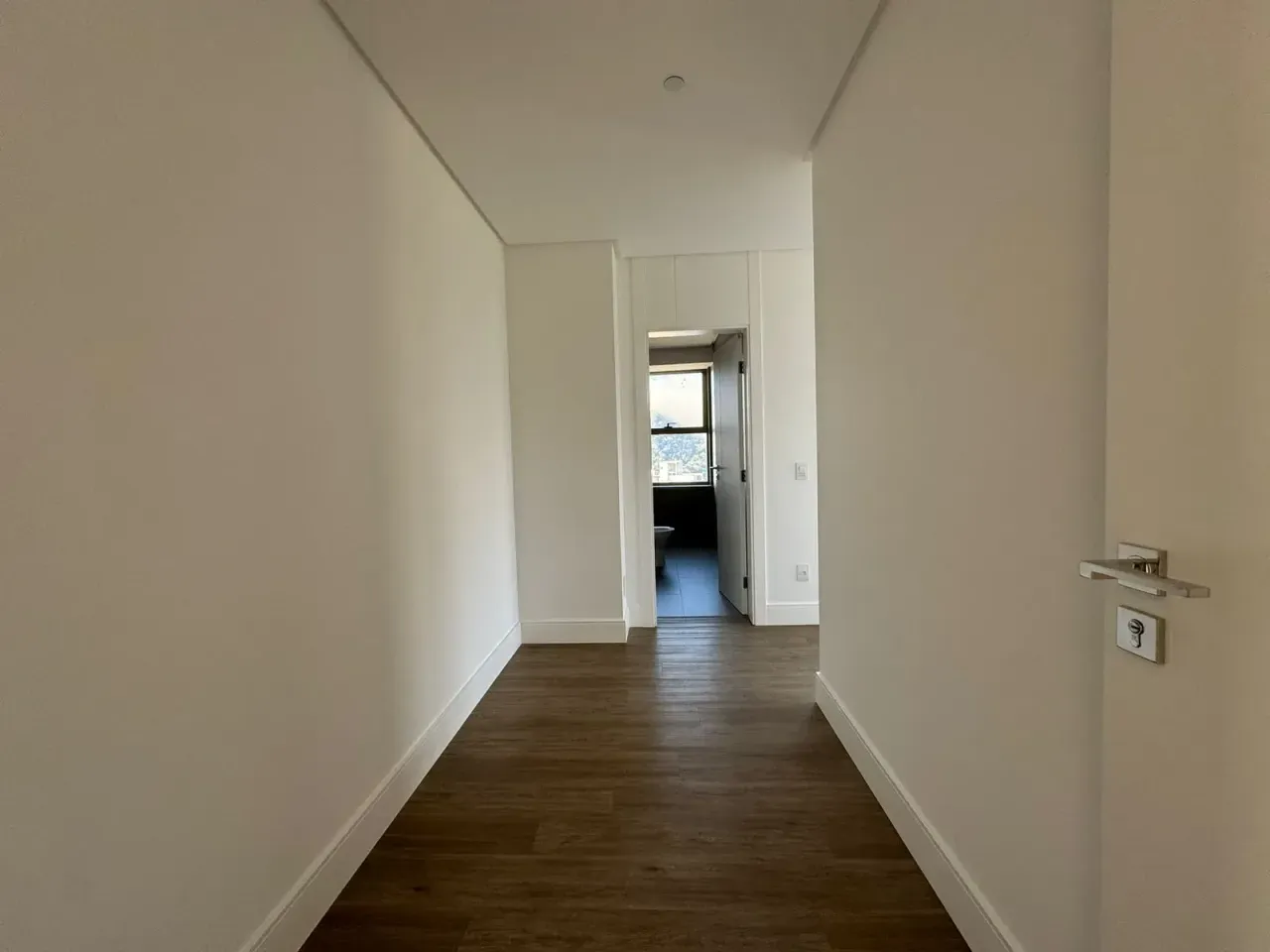Apartamento no Edifício Yachthouse com 4 suítes em Balneário Camboriú — foto 5