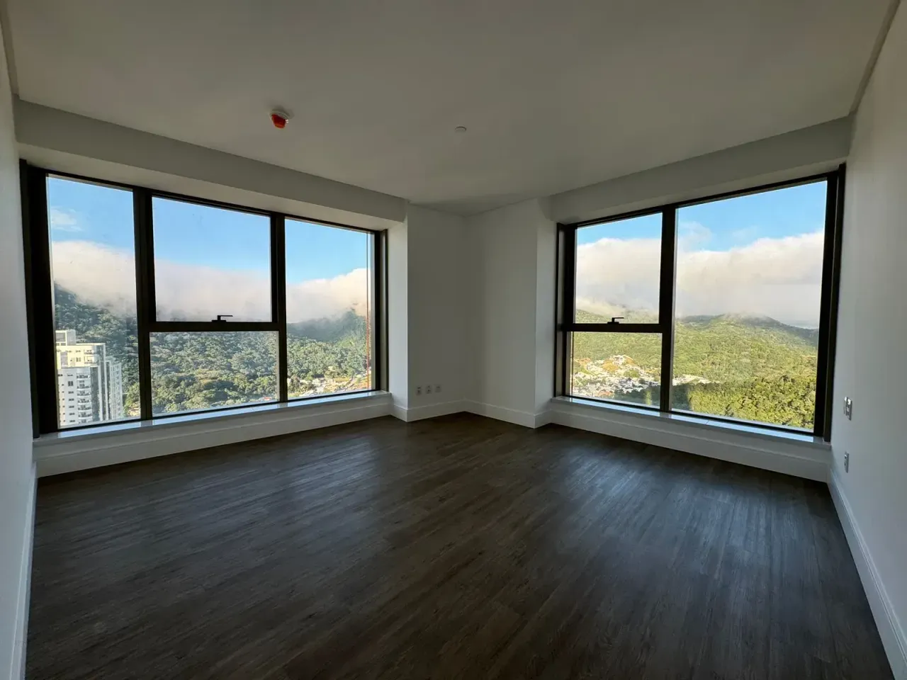Apartamento no Edifício Yachthouse com 4 suítes em Balneário Camboriú — foto 3