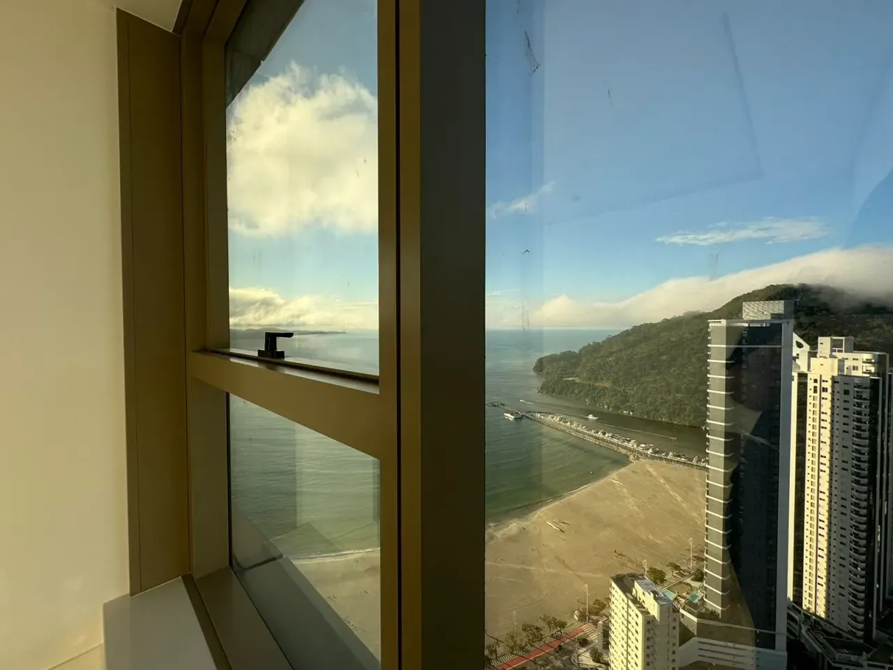 Apartamento no Edifício Yachthouse com 4 suítes em Balneário Camboriú — foto 11